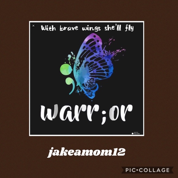 Welcome to my closet! - Picture 3 of 6